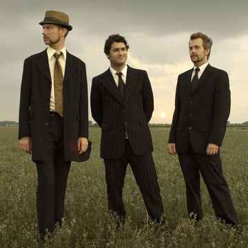 Elliott Brood Concerts in Anchorage