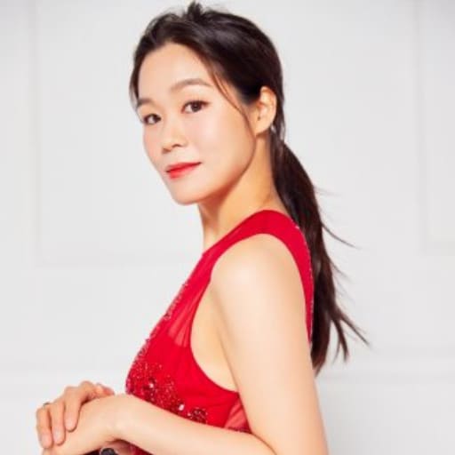 Esther Yoo Anchorage Tickets